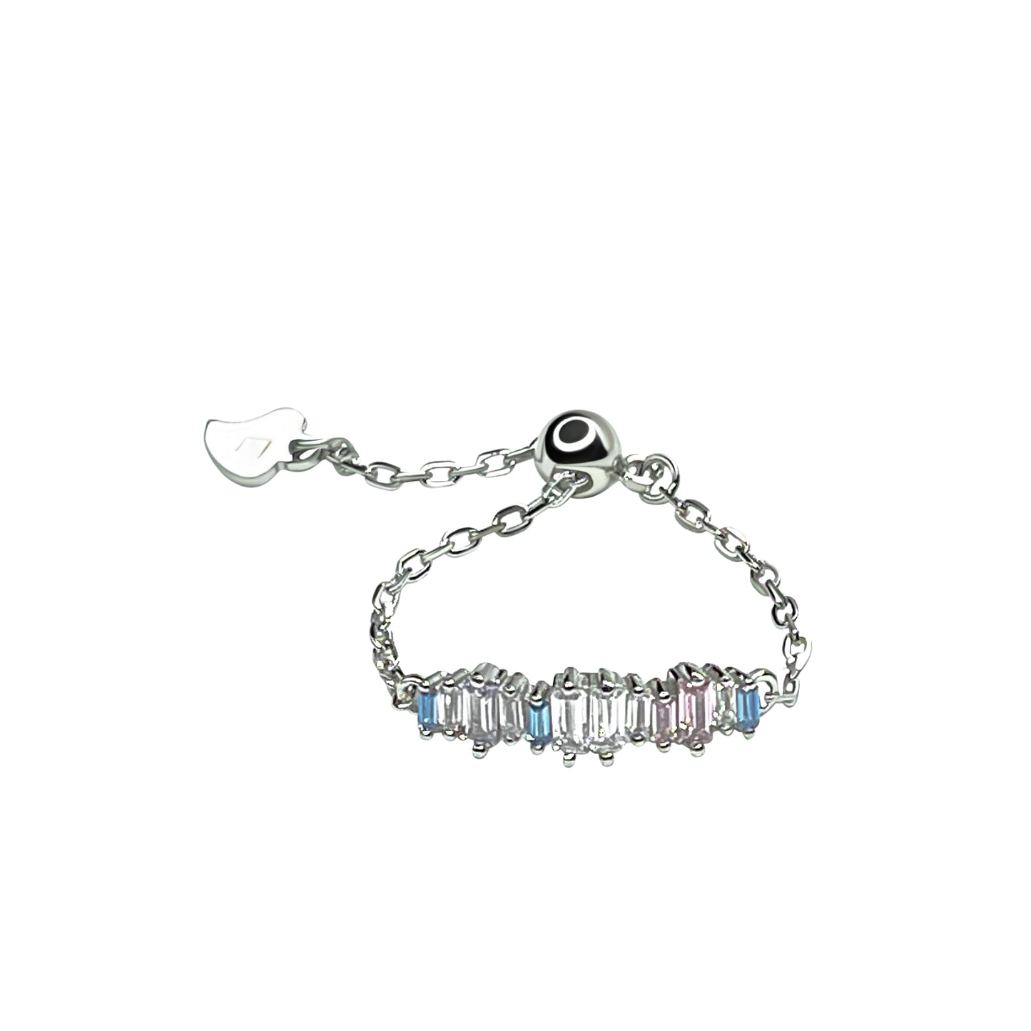Verstellbarer Chain Ring „Cool Shine“ aus rhodiniertem 925 Silber mit 12 klaren Zirkonia-Steinen.