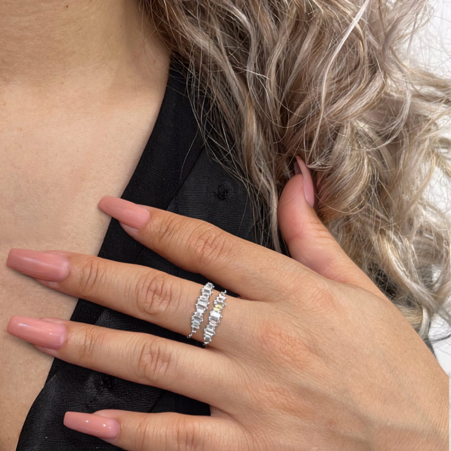 Crystal Line ring in sterling silver close-up