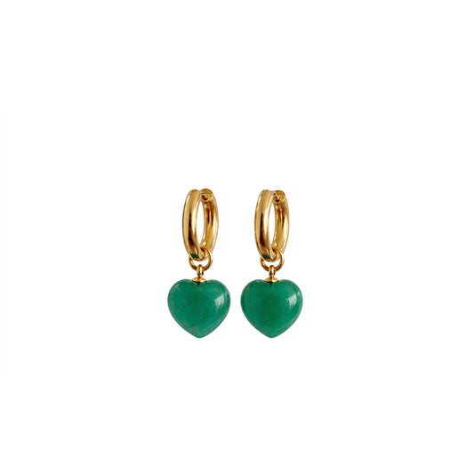 Goldene Creolen Hoops Harmony mit grüner Jade – Herzanhänger für Wohlstand und Harmonie – Celenia Joy